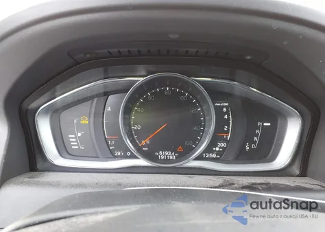 2017 Volvo Xc60 T6 Inscription из США, поврежденный, VIN YV449MRU7H2200830